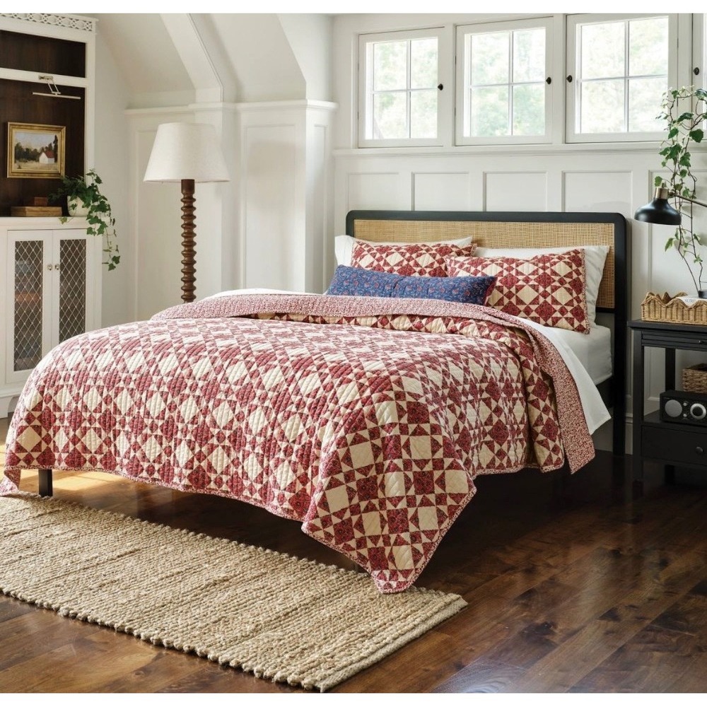 Threshold Studio McGee Red Cream Geometric Floral Quilt Set King 3pc